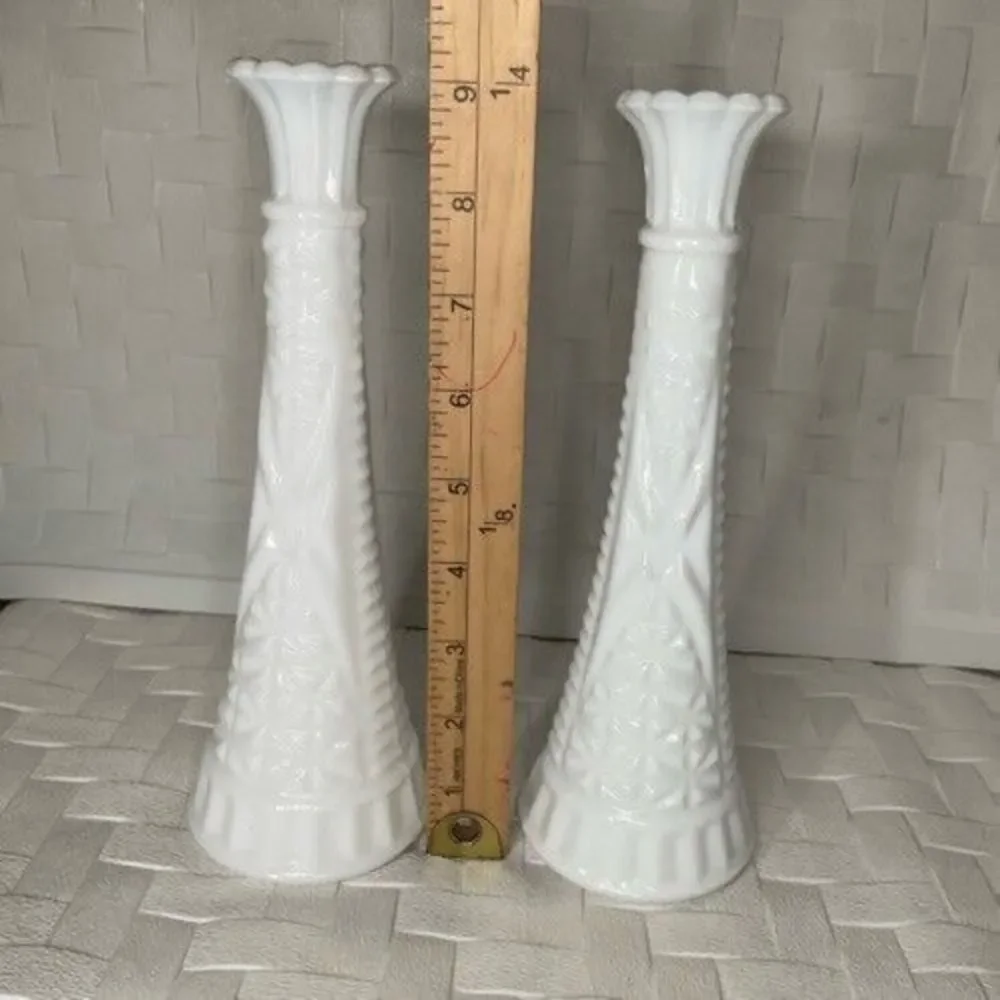 Vintage Anchor Hocking‎ Milk Glass Bud Vase Stars and Bars Set of 2 Two Vases 9”
